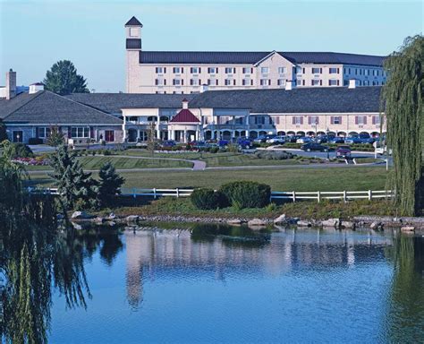 Hershey lodge. - 4.7. Service. 4.6. Value. 3.9. Travelers' Choice. GreenLeaders Gold level. The Hotel Hershey is situated high atop the town of Hershey and has 276 guest rooms, including 48 cottages, as well as 25,000 square feet of meeting and function space. The 1930's hotel is a recipient of both the Forbes Four-Star Award and the AAA Four-Diamond Award. 